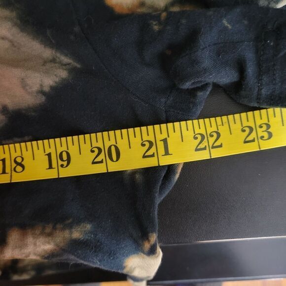 Womens Smokey T-Shirt - Picture 2 of 8